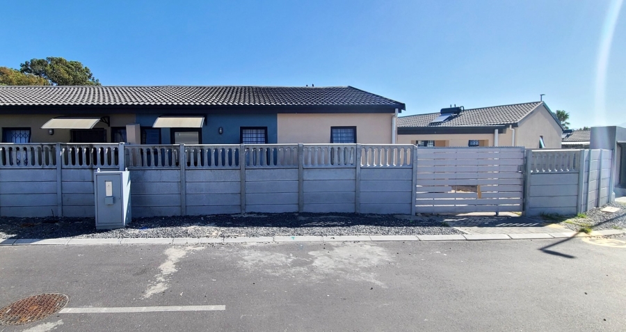 2 Bedroom Property for Sale in Greenfield Western Cape